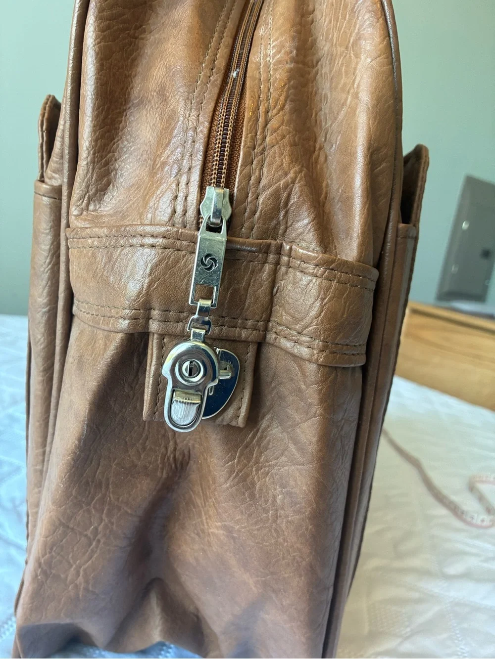 Vintage 1970s/80s Samsonite Leather Traver Tote Bag Carry-On